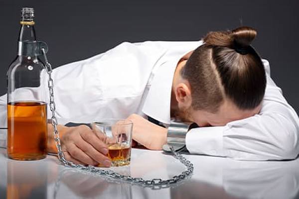 The Dangers of Excessive Alcohol Consumption and How to Drink Responsibly