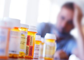 The Risks of Overusing Pain Medication and How to Manage Pain Safely